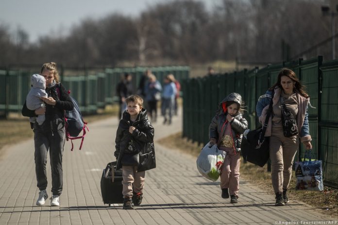 Over 148,000 persons enter Romania on Friday, including 7,371 Ukrainians