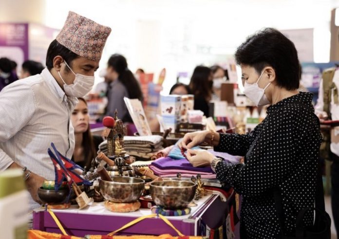 Unique artistic creations from the Republic of Moldova, Romania exhibited at first diplomatic Bazaar in Brussels