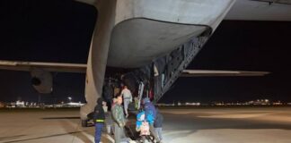 Romanian Air Force Hercules aircraft carries out humanitarian mission in Gaza Strip